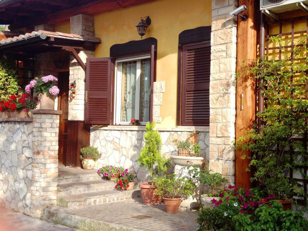 Affittacamere I Gerani Rossi *